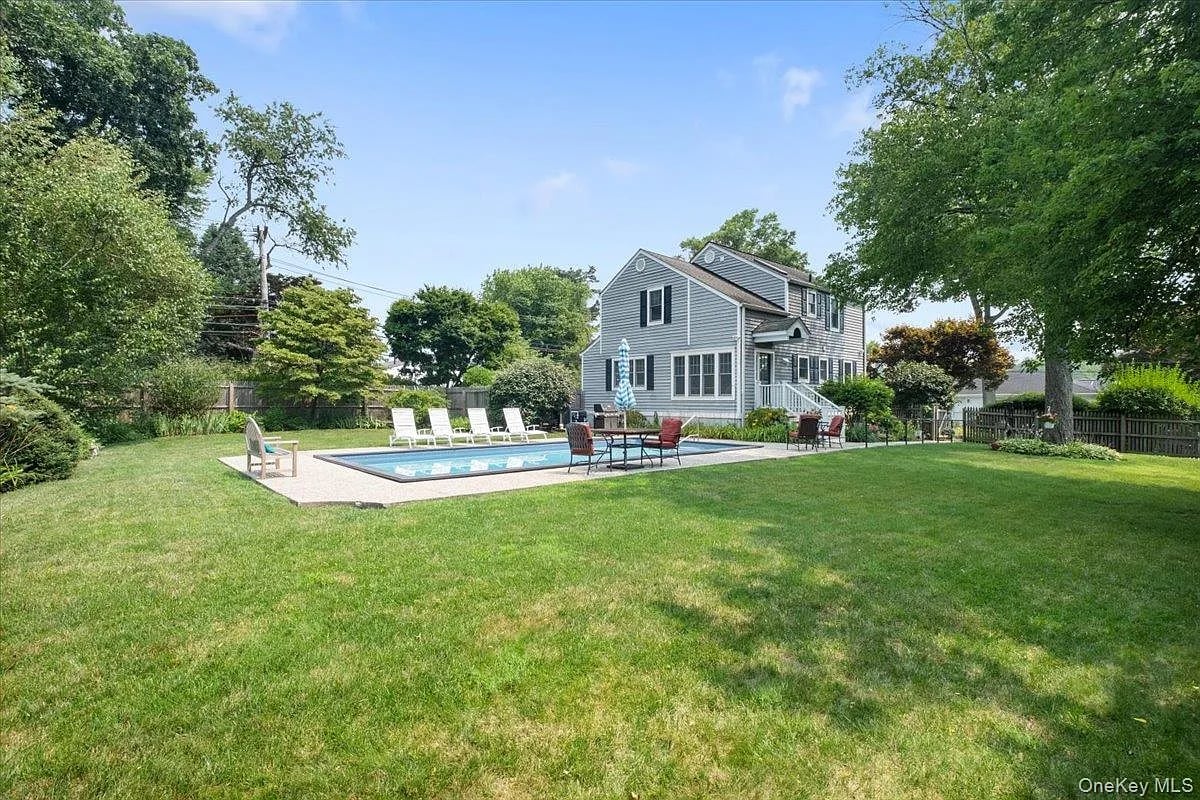 651 Secor Rd