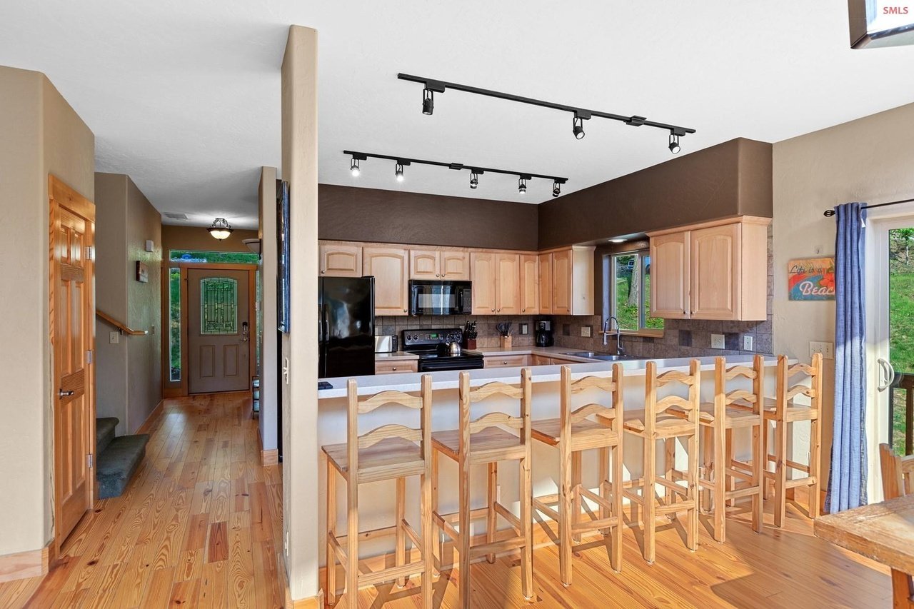 5896 S Panorama View Dr