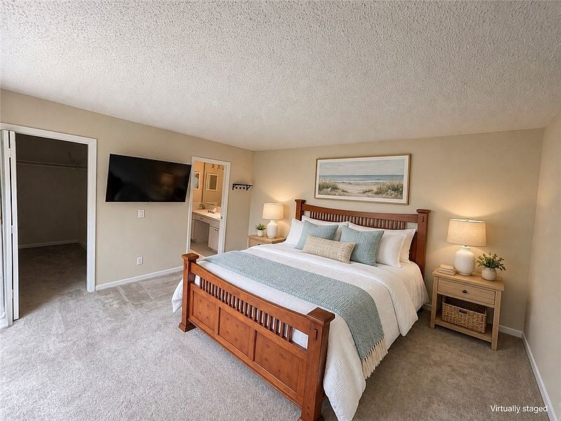 1166 6th Ave APT 17B