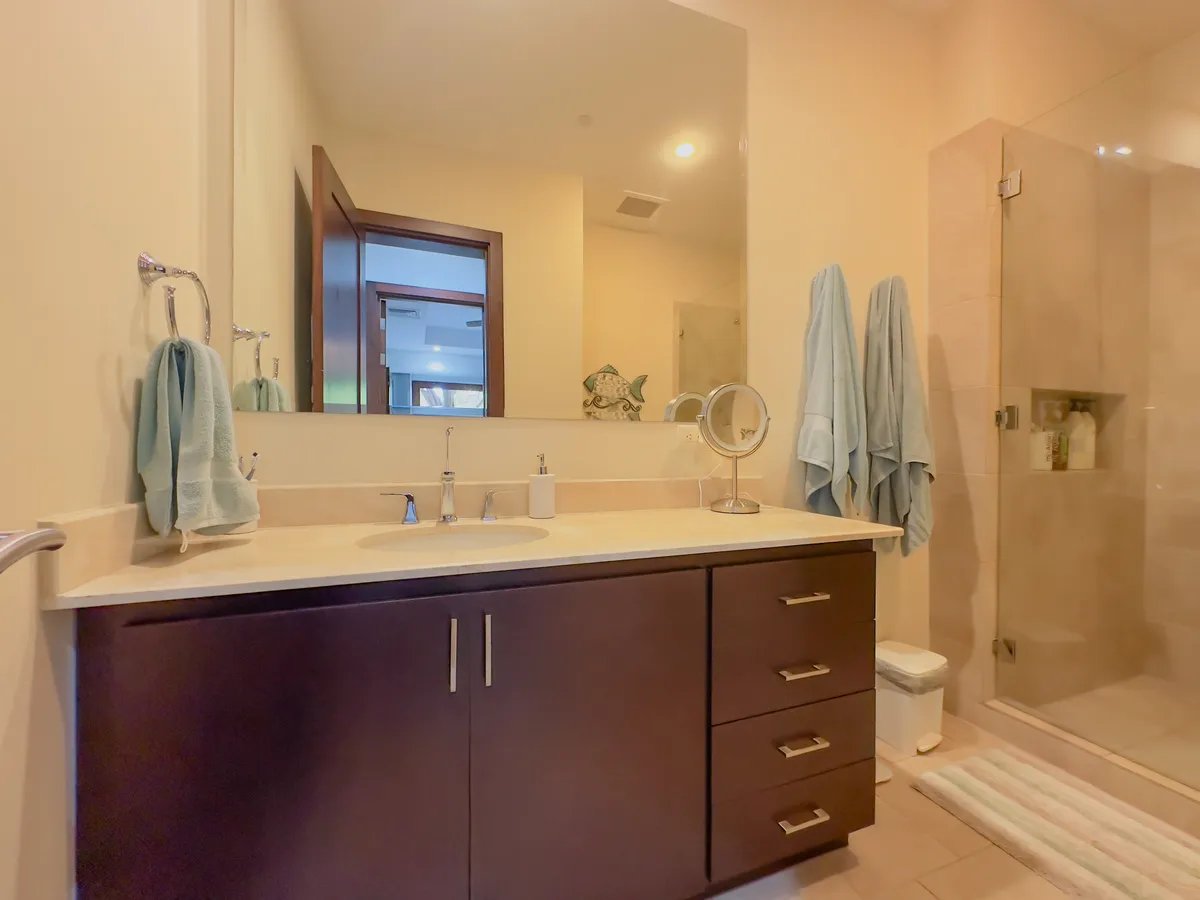 Ground Level Condo with a Yard