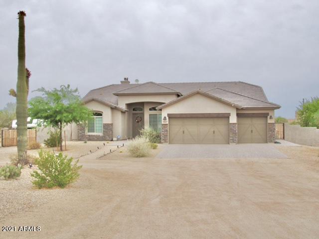 7027 E BARWICK Dr
