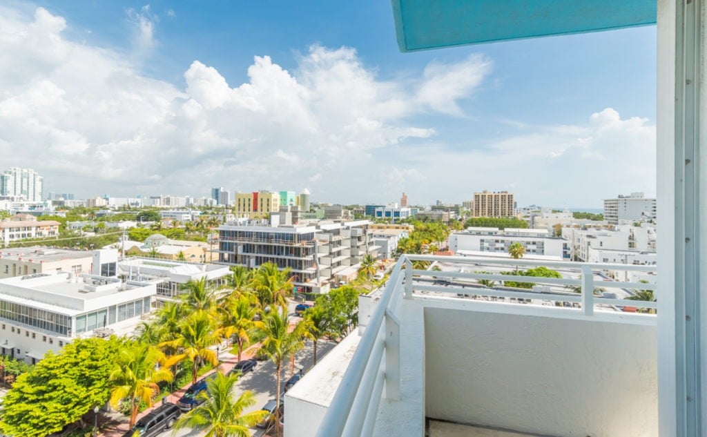 Luxury Sofi 3 Bedroom Lists at $1,675,000!