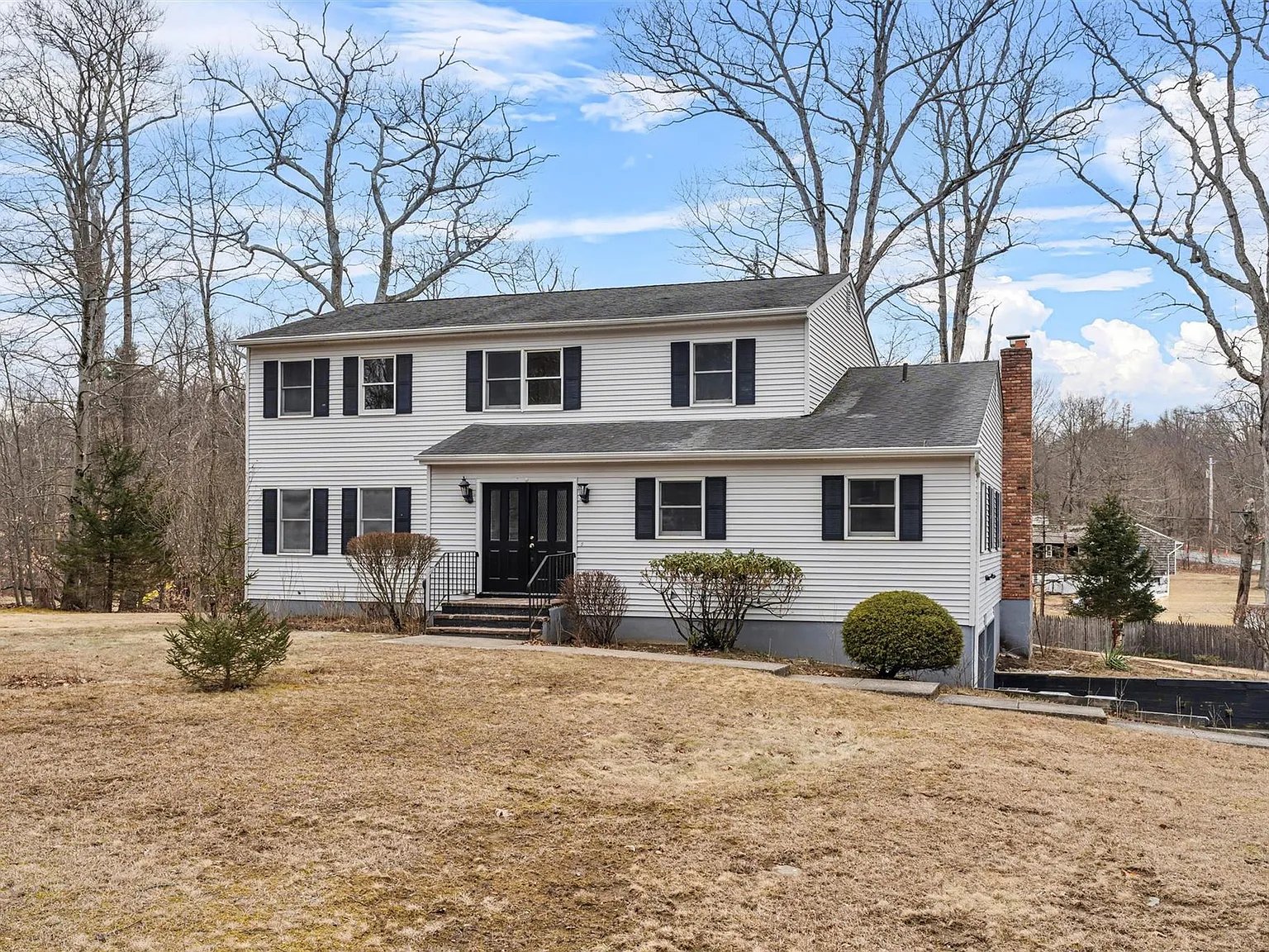 10 Leone Ct