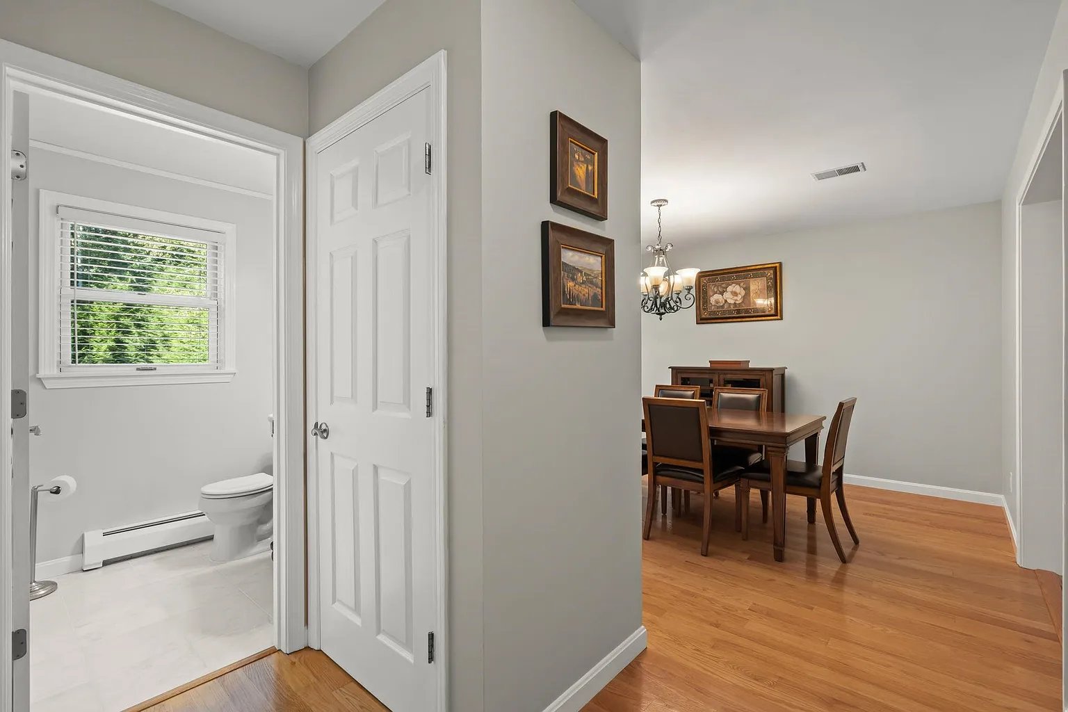 2 Brookside Ln
