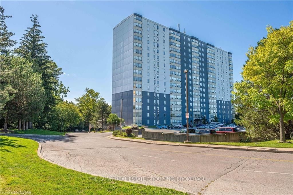 45 Pond Mills Rd 806