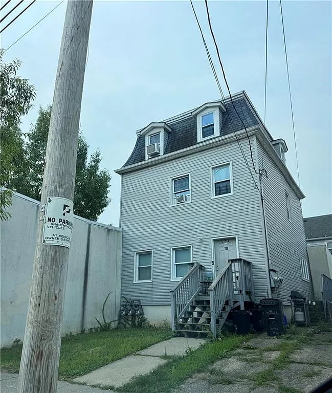 70 Grove Ave