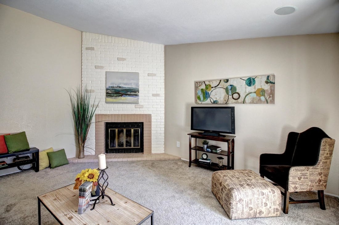 Just Sold in Greenhaven! 810 Portugal Way