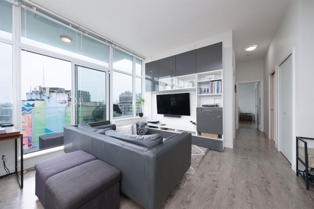 2788 Prince Edward St, #1003