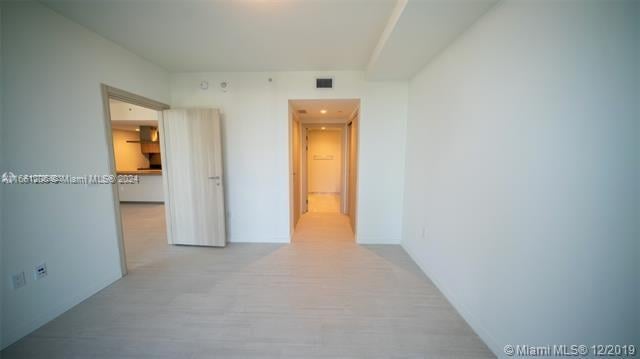 1000 Brickell Plz Unit 4905