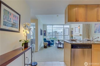1420 Terry Avenue #1706
