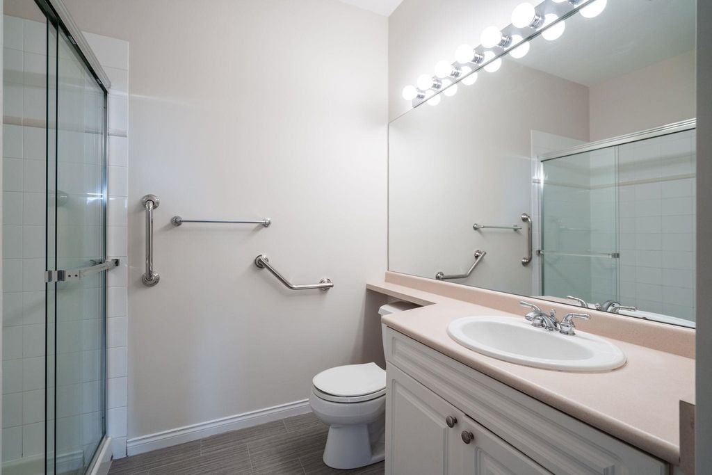 3098 Guildford Wy, #426
