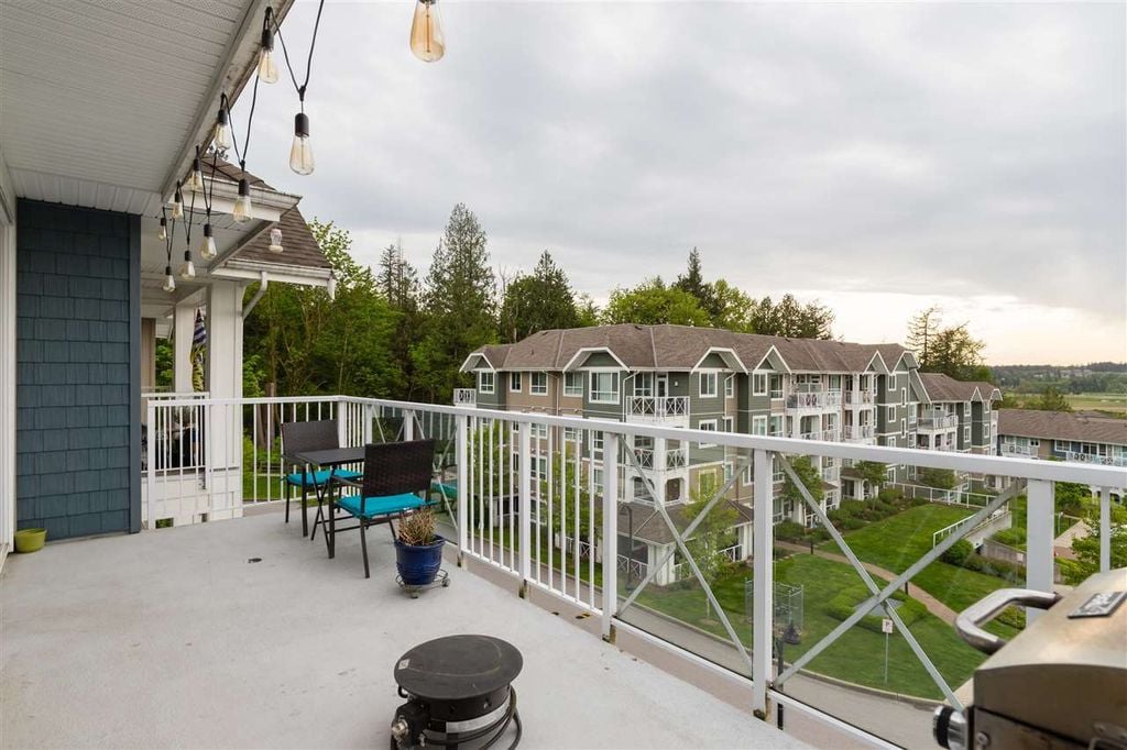 16396 64 Ave, #414