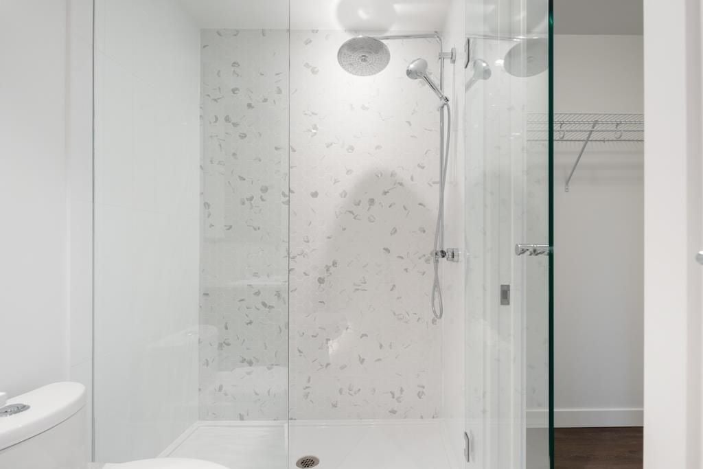567 Clarke Rd, #505