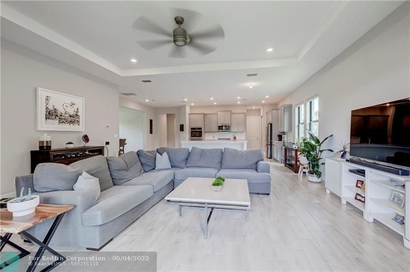 11790 Waters Edge Ct
