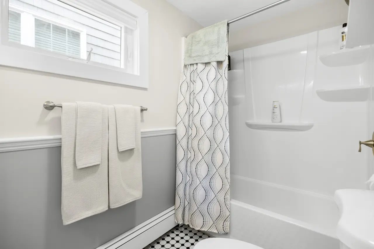 Magnolia Portside – Spacious 3BR on Thames St
