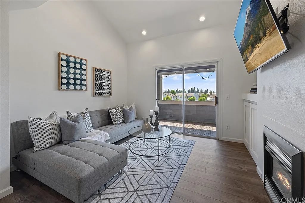 121 S Lakeview Ave #121I