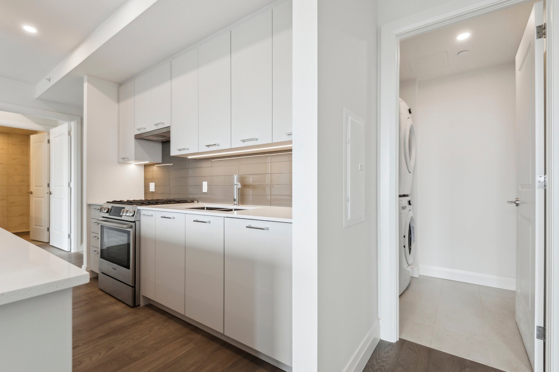 285 Avenue Road #601