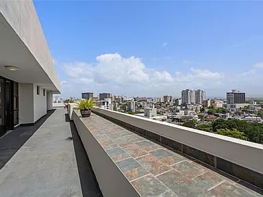 64 Condado #703