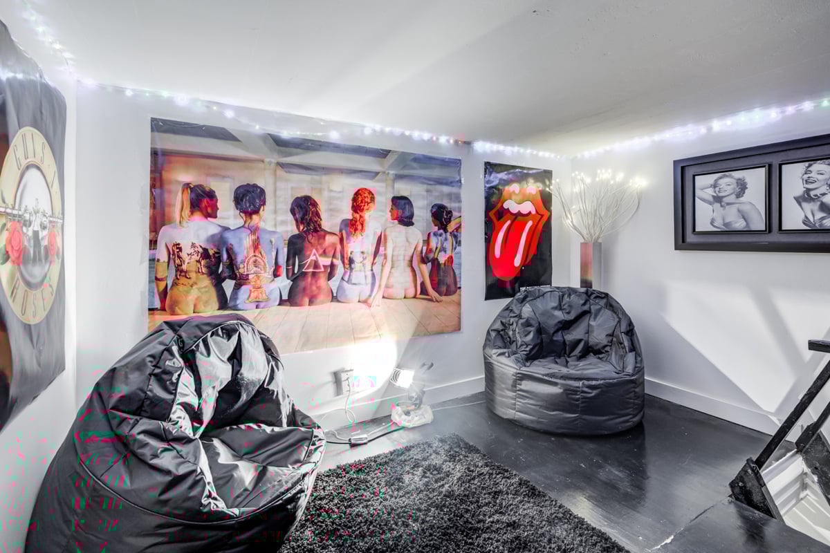 826-155 DALHOUSIE Street, Toronto