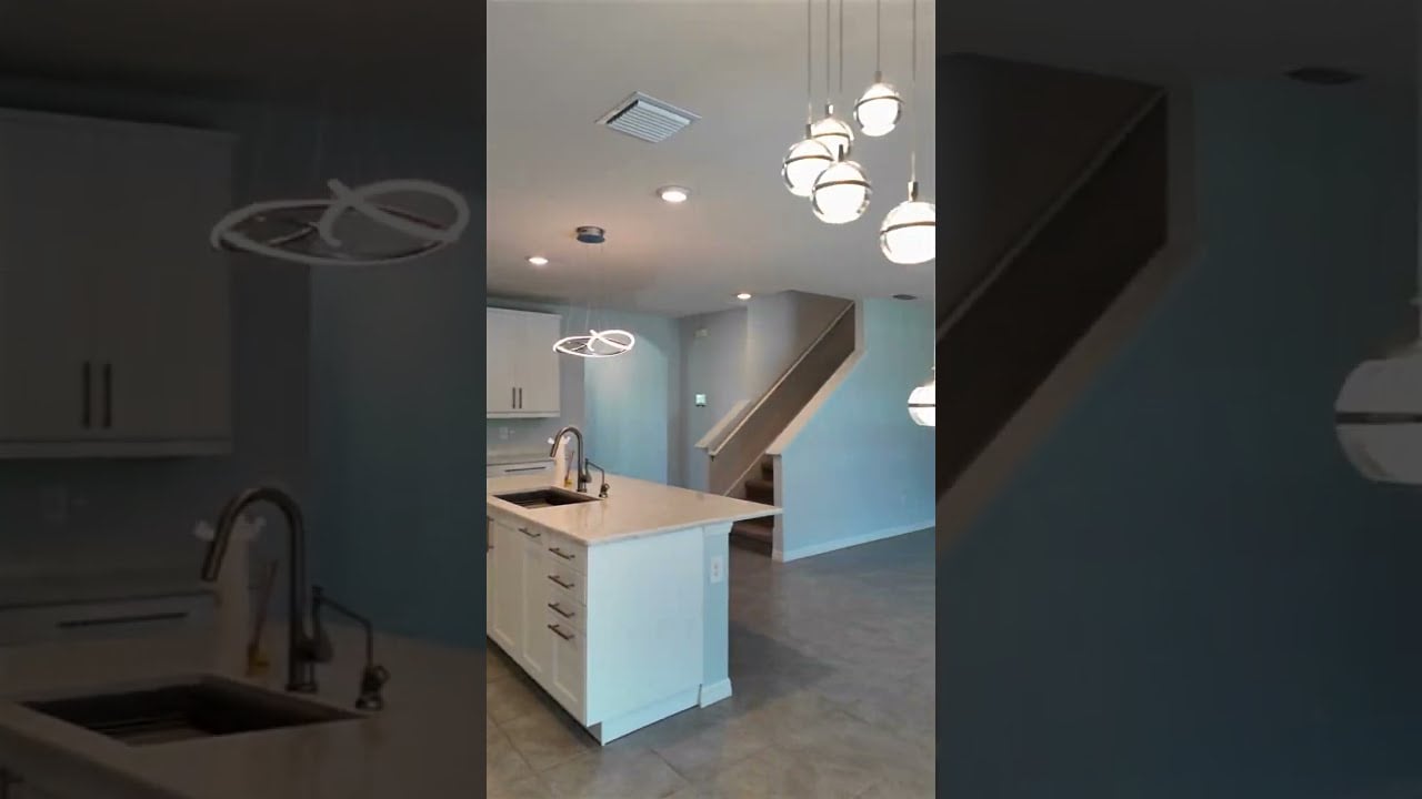 🏡✨ Stunning 5-Bedroom, 3-Bathroom Pool Home in Sarasota, FL | Luxury Living Awaits! 🌴🌞