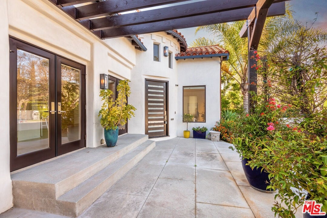 455 N La Jolla Ave