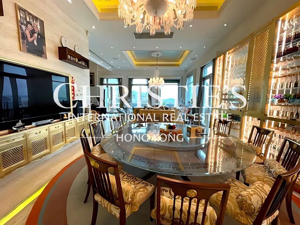 110 Repulse Bay Road