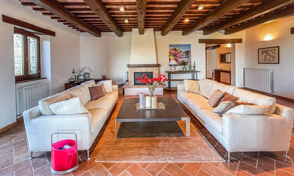 Elegant Villa with Trulli and Lamia