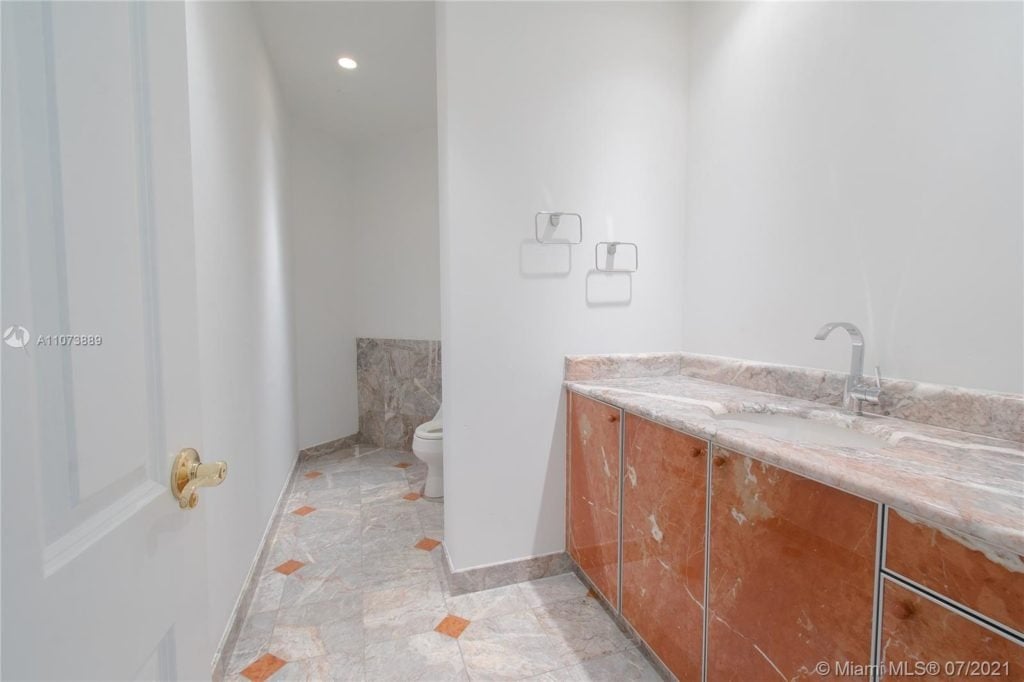 Brickell’s Santa Maria PH4302 Sold at $5,350,000
