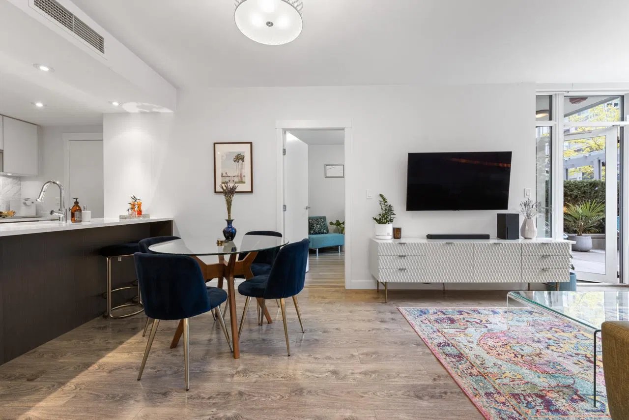 110 Switchmen St #112