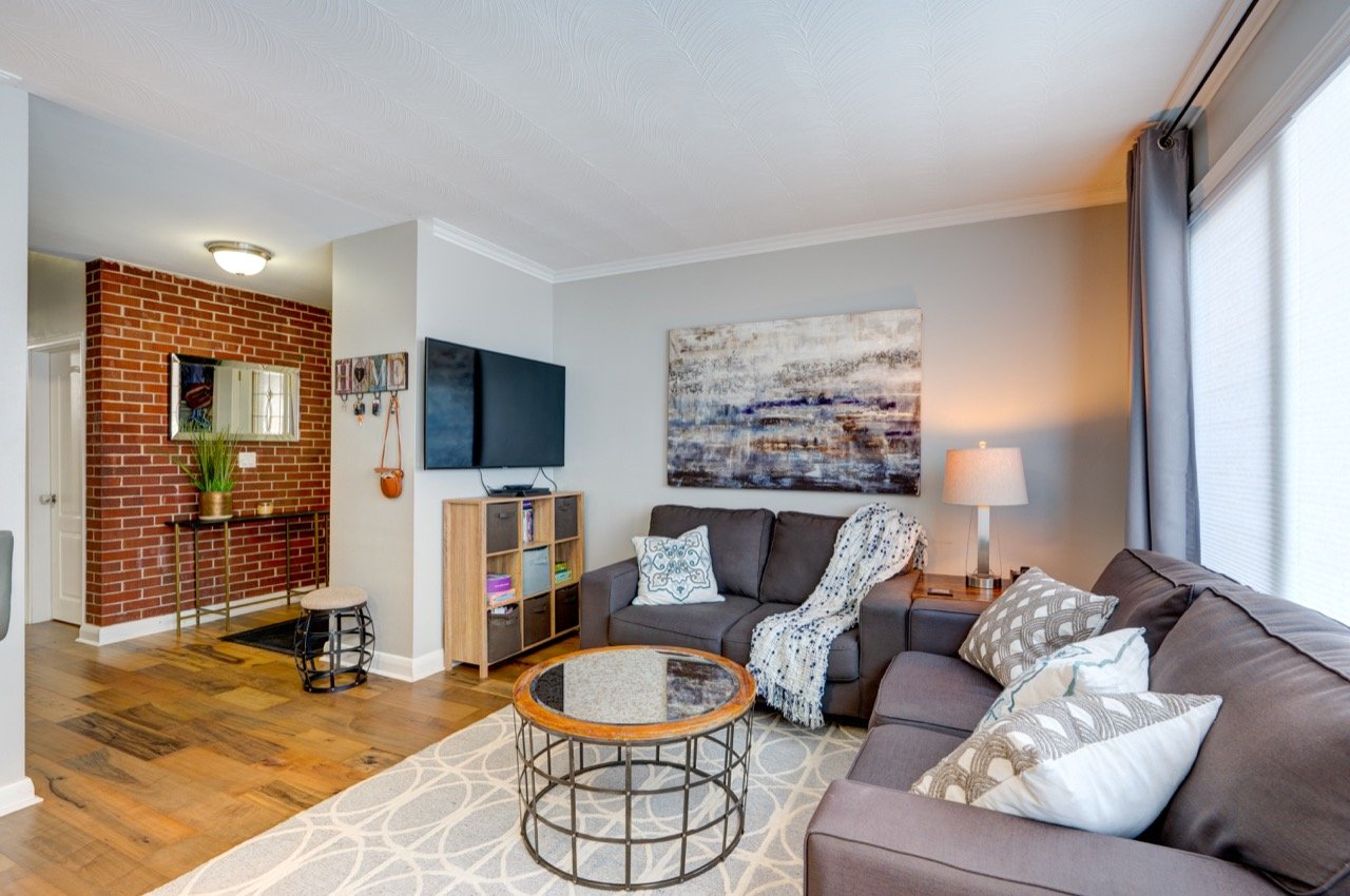 11 Penzance Dr