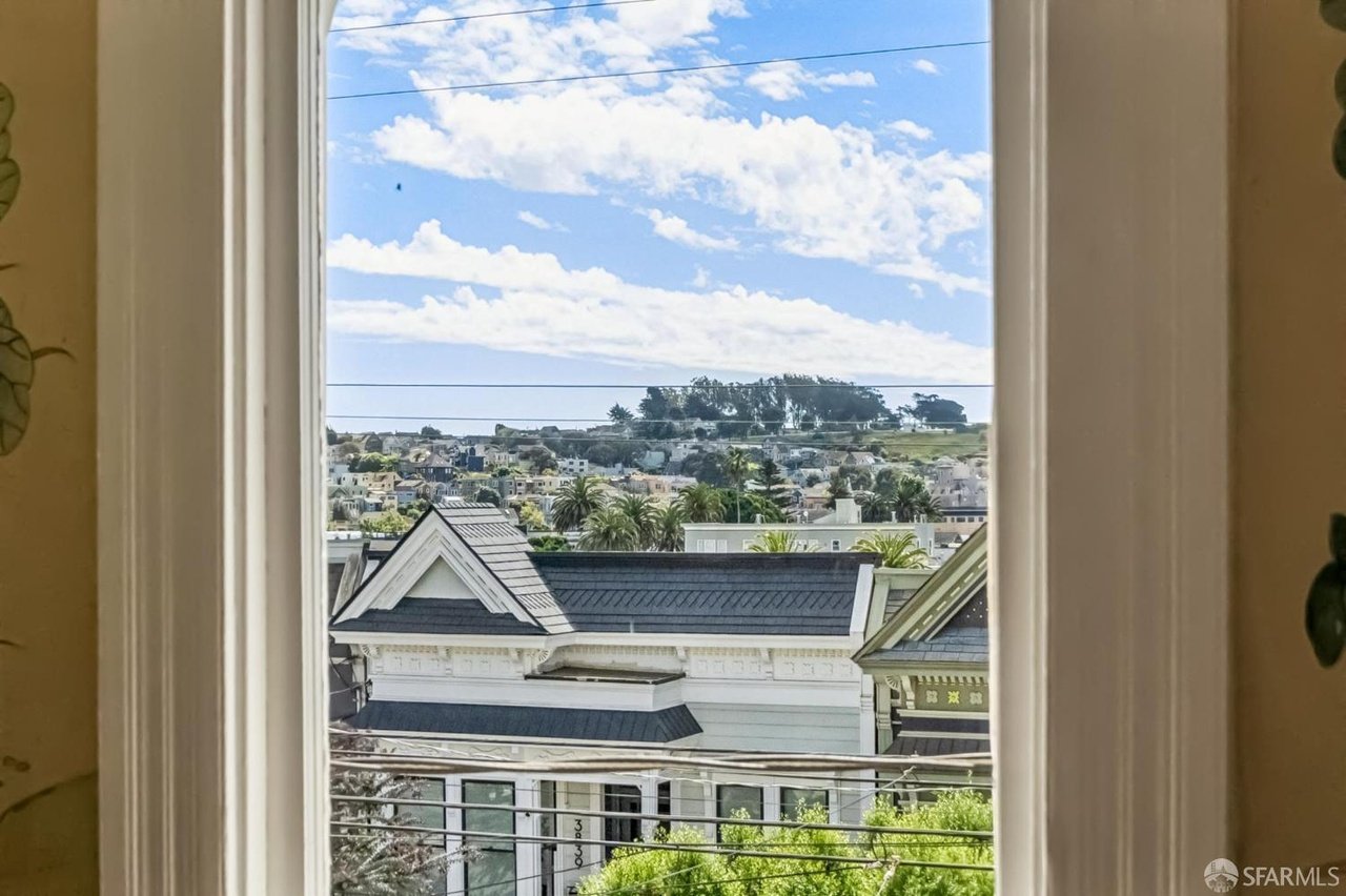 3846 Cesar Chavez St, San Francisco