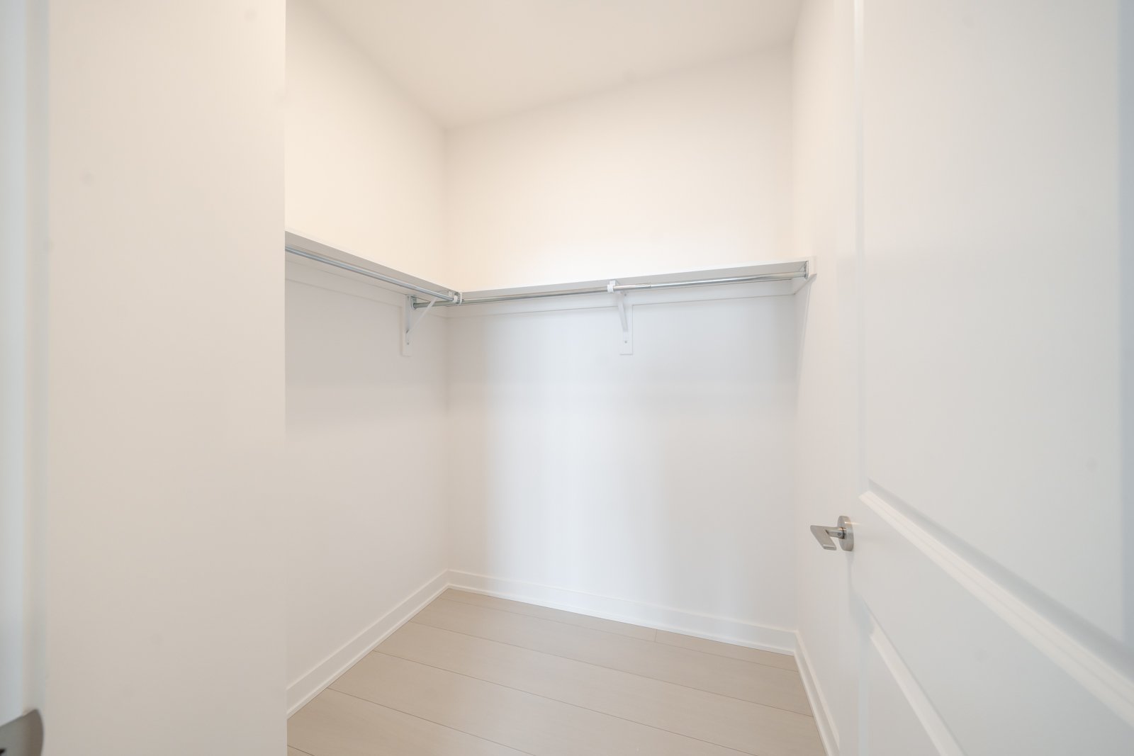 30 Upper Mall Way PH04