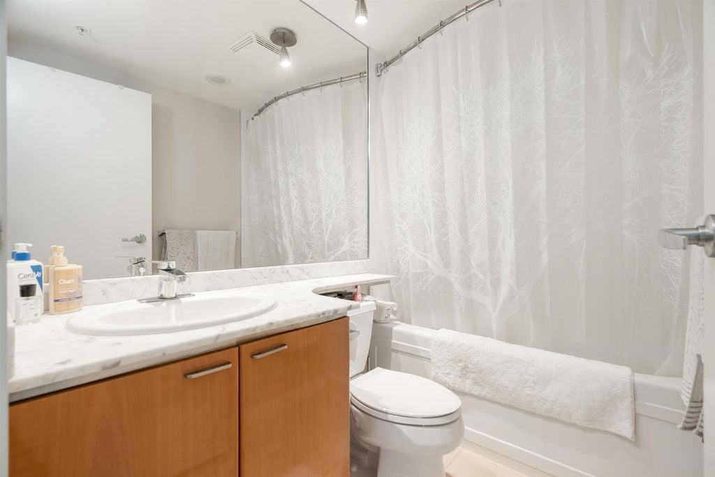 1288 W Georgia St, #3405