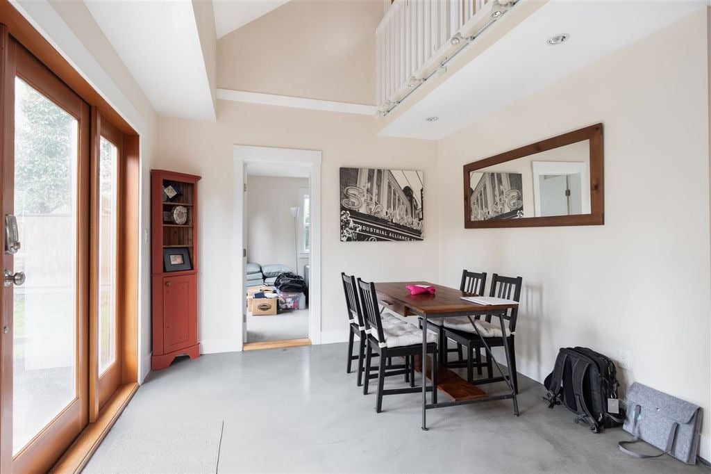 2176 W 57th Ave