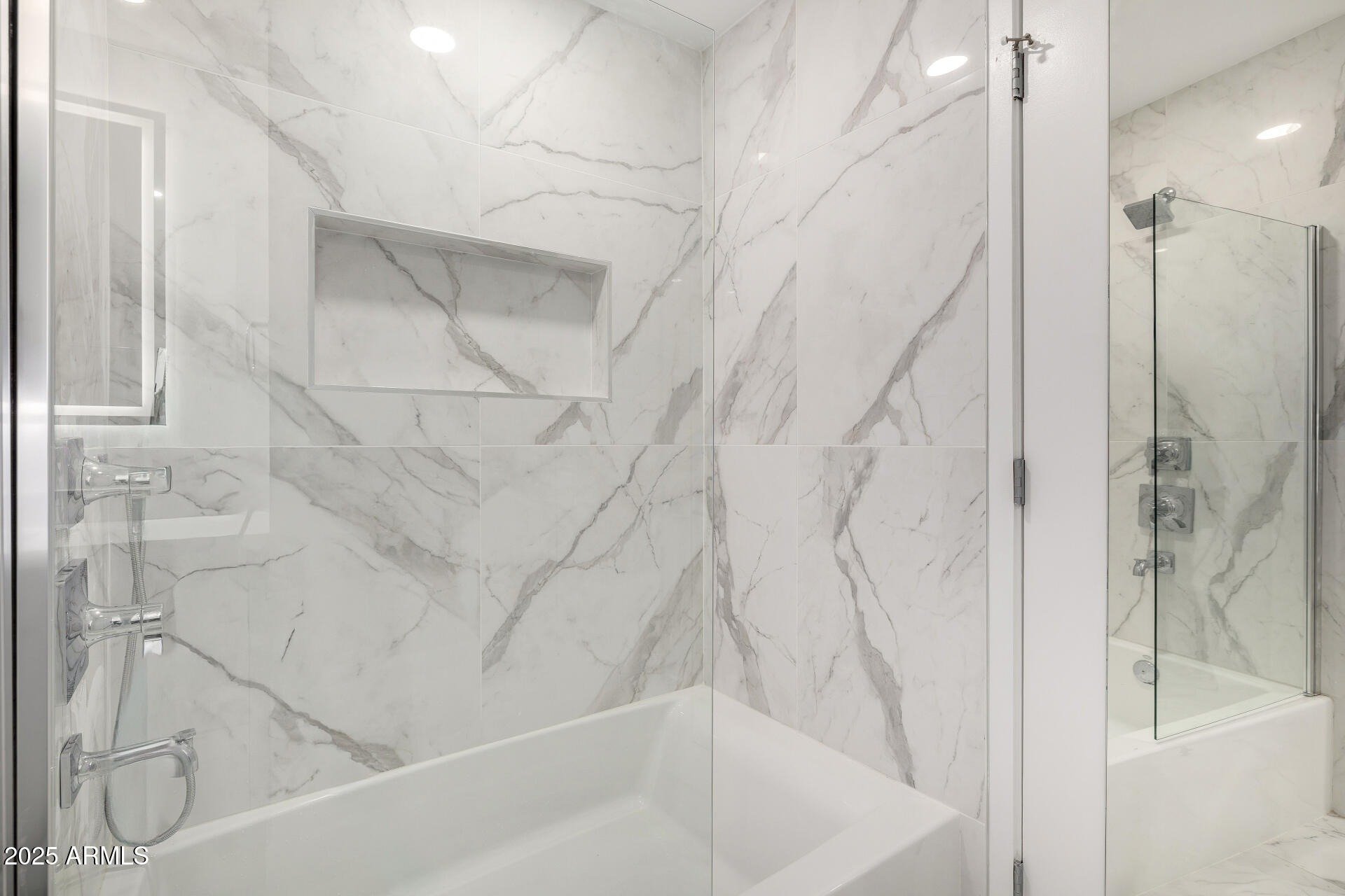7161 E Rancho Vista Dr, #4007