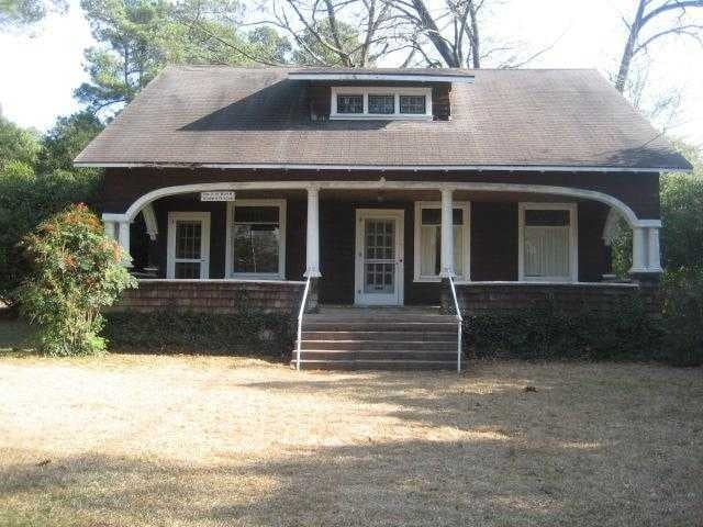 125 S Ashe St