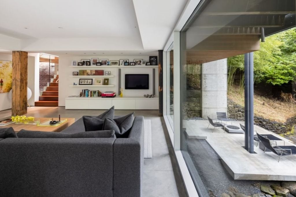 3333 SW Marine Dr