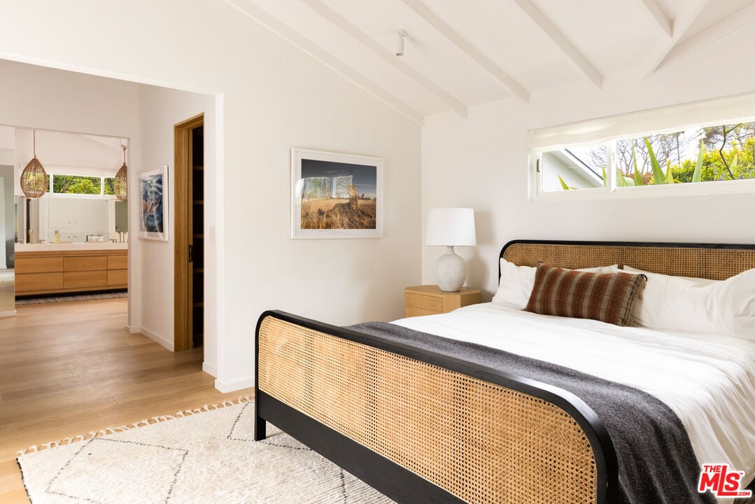 Echelon Pavilion, Grayfox St, 90265