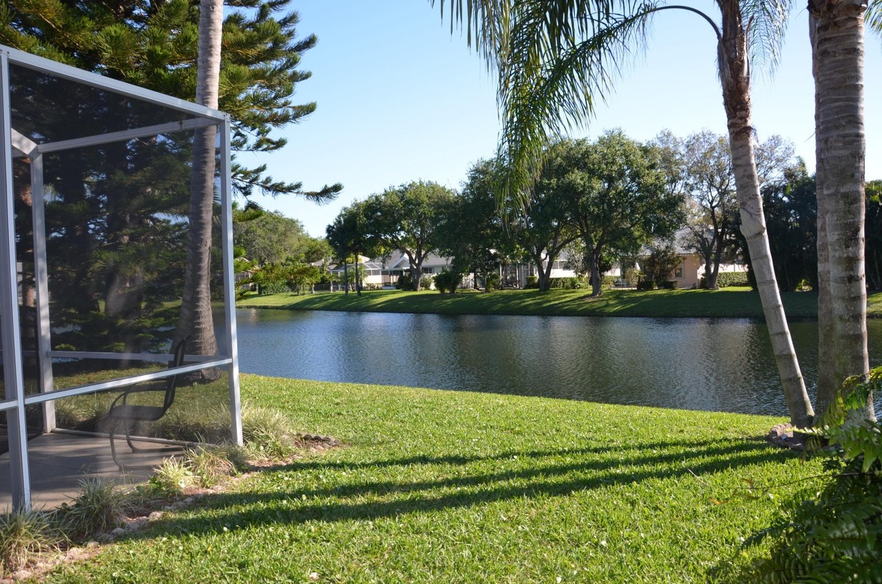 2015 Bedford Dr