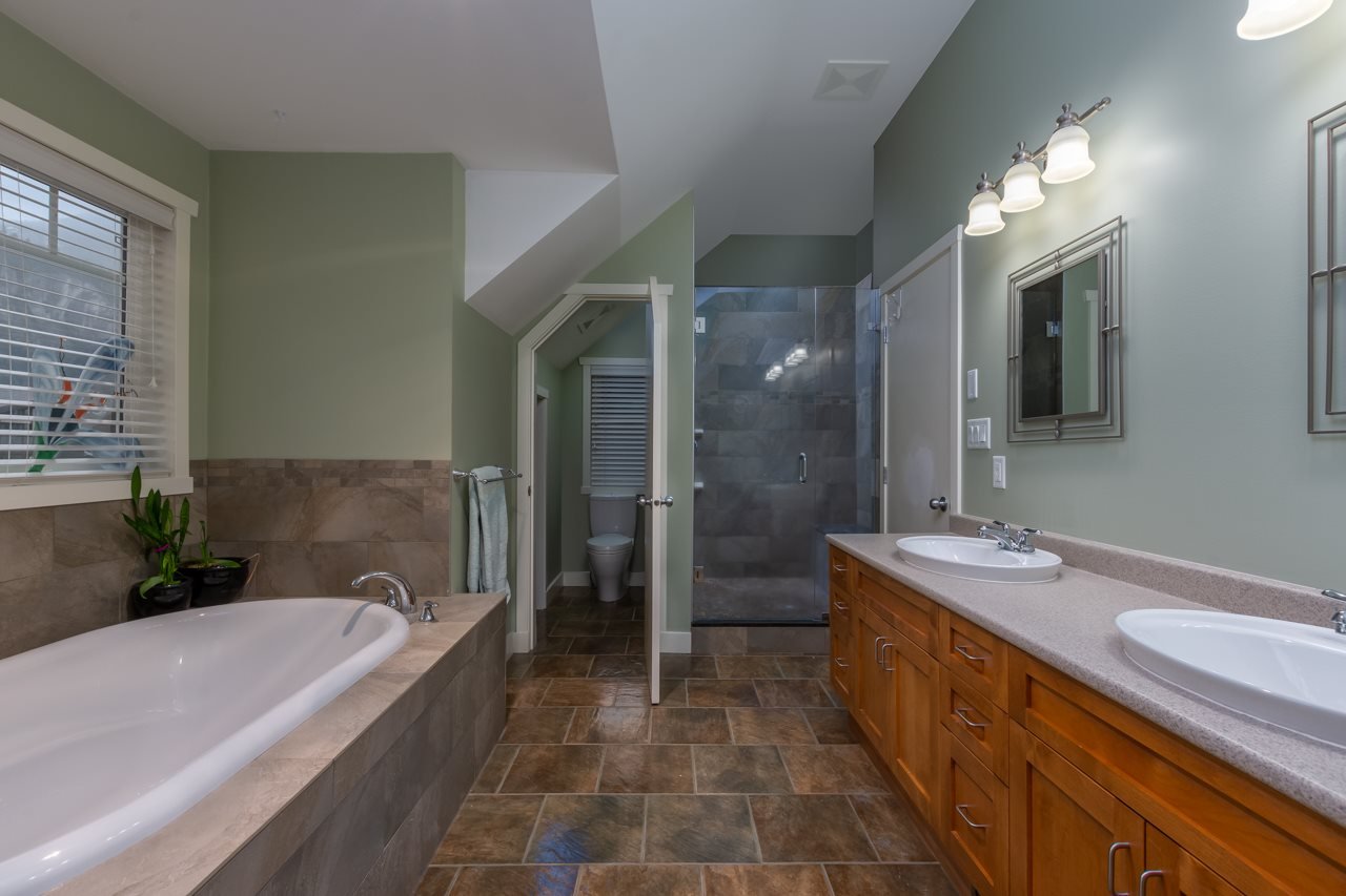 1011 Pennylane Pl