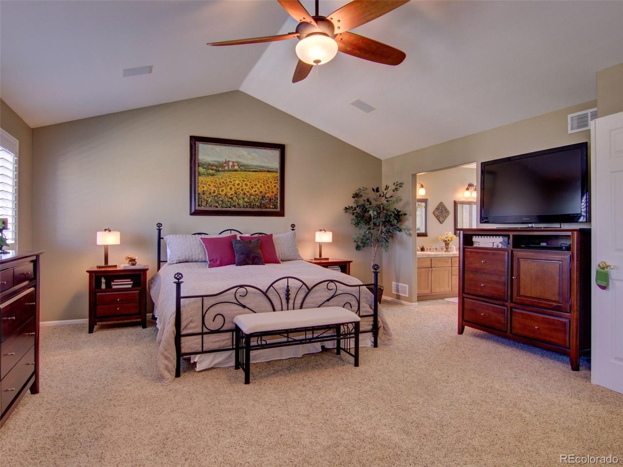 5086 Buena Vista Blv