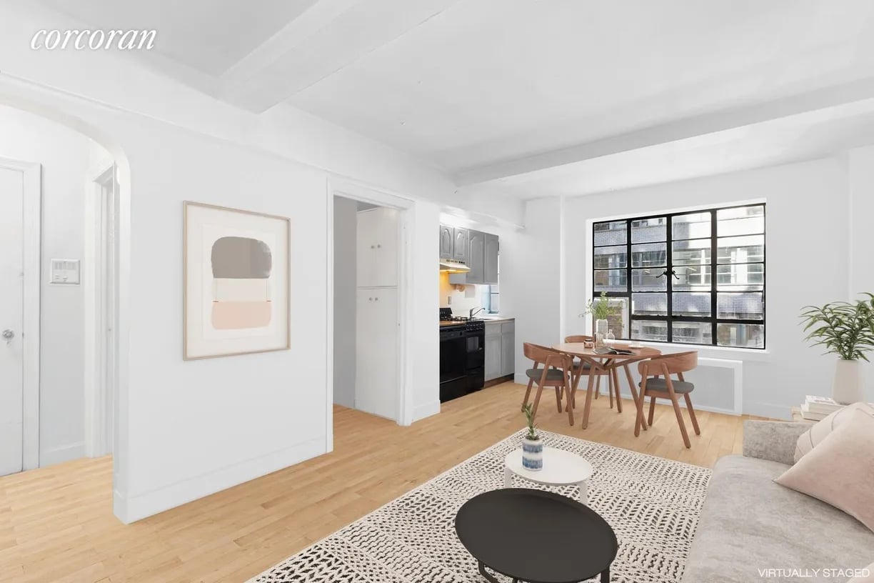 140 E 40th St Apt 4C