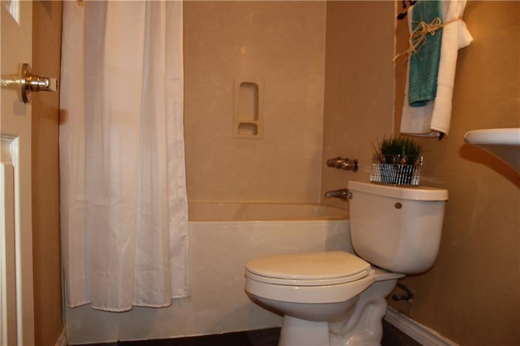 Vaulted Ceilings, Cozy Fireplace & No Carpet | Charming Round Rock 1-Story