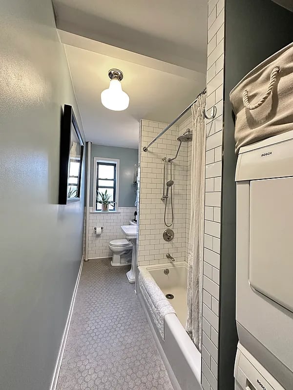 251 Pacific Street #19