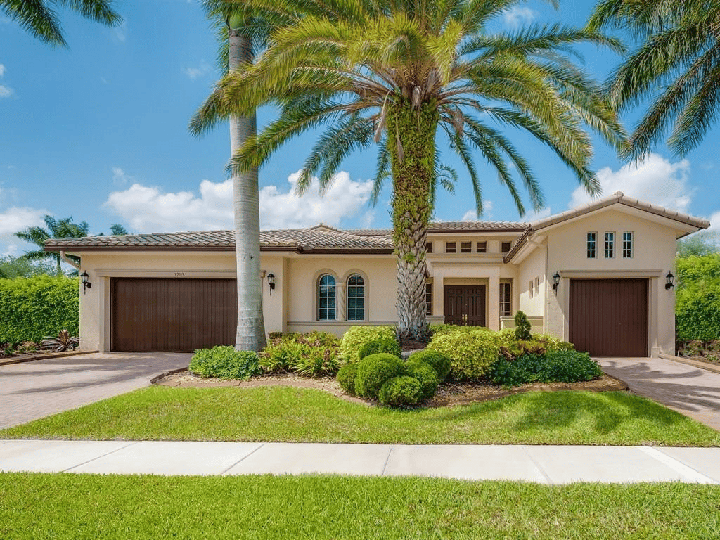 12185 NW 71 St