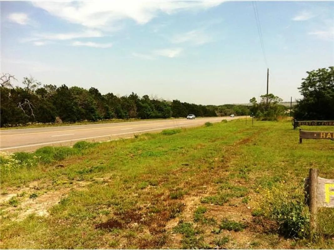 7748 E Us Highway 290 #B