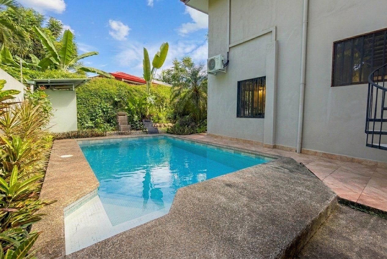 Serene 2-Bedroom Jungle Sanctuary with Private Pool & Gorgeous Balcony Views on Calle Buganvillea in Ojochal Costa Rica
