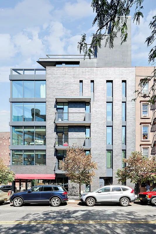 One Seventh (One Seventh Avenue)