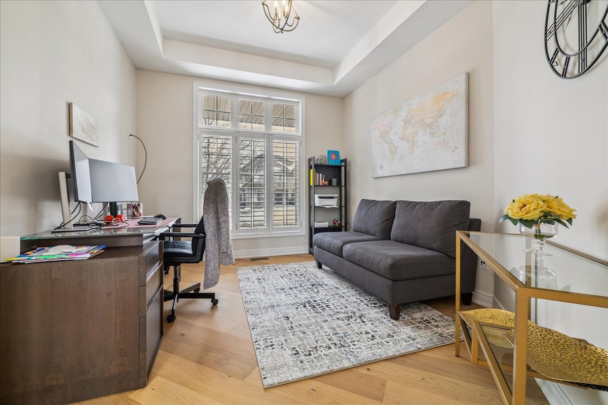 2509 Armour Crescent