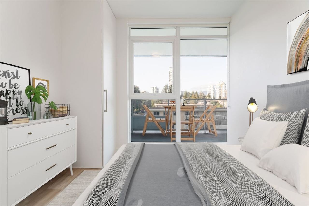 525 Foster Ave, #405